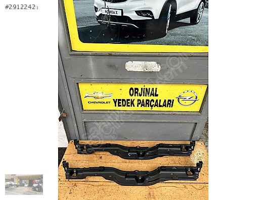 390633553 opel corsa e ön tampom orta braket ön panel braketi