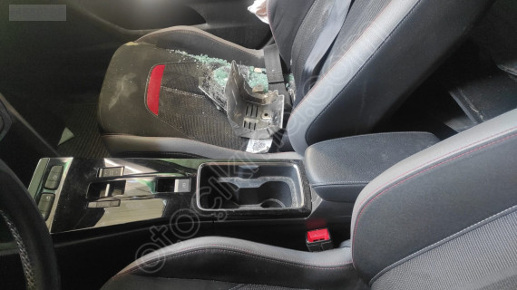 OPEL MOKKA ORTA KONSOL ÇIKMA