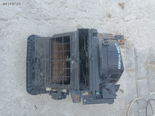 NİSSAN NAVARA KALORİFER KUTU