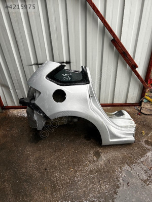 2006 Citroen c4 sağ arka çamurluk kesme