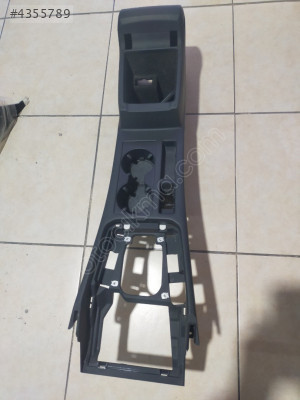 PASSAT B8 ORTA KONSOL 3G1863241C