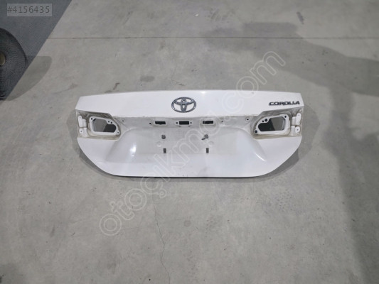 2013/2018 TOYOTA COROLLA BEYAZ BAGAJ KAPAĞI ORJINAL BOYASIZ