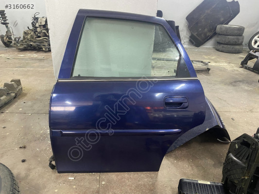 Opel Vectra B Sol Arka Kapı - Mert Oto Çıkma Parçaları