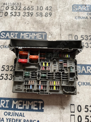 ÇIKMA BMW E90 9119446-04 911944604 SİGORTA KUTUSU