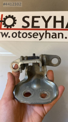 ford fiesta arka sol üst kapı menteşesi