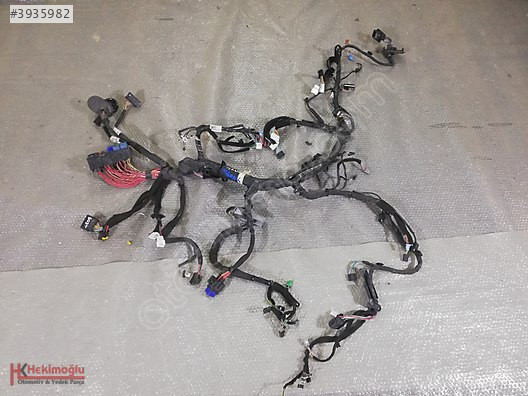 RENAULT MEGANE 4 TORPİDO TESİSATI 240184875S