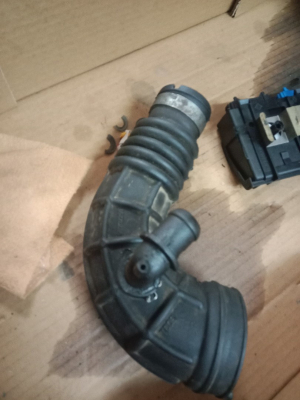 Fiat 1.9 JTD doplo hava filtresi hortumu kod 55202255