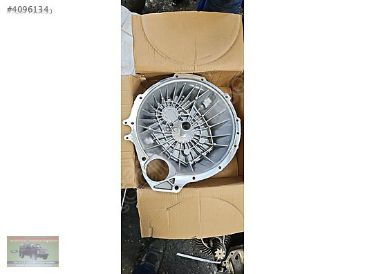 Isuzu Isuzu NPR75 Ön Muhafaza Miili Şanzuman