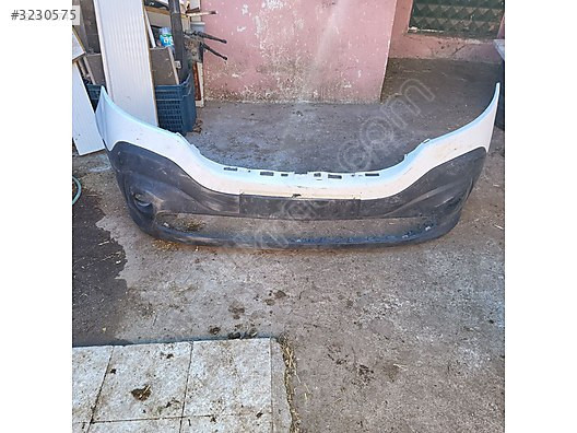 RENAULT TRAFİK 3 ÖN TAMPON ORJİNAL ÇİLEK OTO ÇIKMA