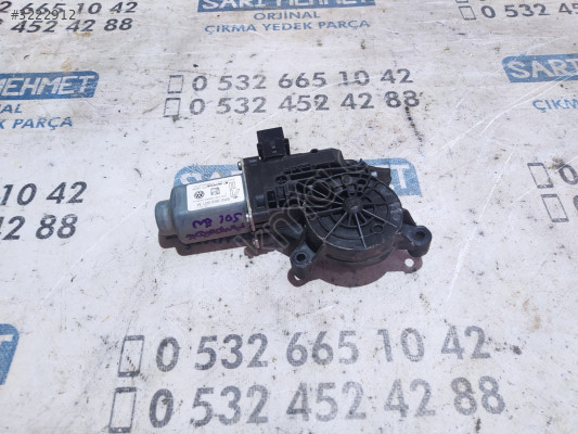 ÇIKMA VW AMAROK SOL ÖN KAPI CAM MOTORU