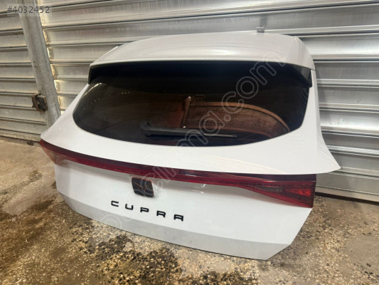 2020-25 CUPRA FORMENTOR BAGAJ KAPAĞI HATASIZ BOYASIZ ORJ ÇIKMA