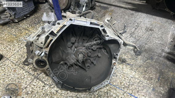 TL4 125 ŞANIMAN NİSSAN JUKE DUSTER 6 İLERİ 4X2 BURSA MG