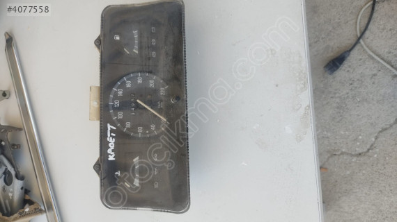 OPEL KADETT GÖSTERGE SAATİ ÇIKMA