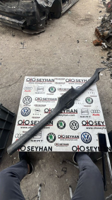 3G0853372L Passat b8.5 b8 sağ marşbiyel iç kaplaması kaplama