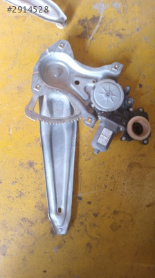 TOYOTA COROLLA ÇIKMA SOL ARKA CAM MOTORU VE KRIKO 2013-2018