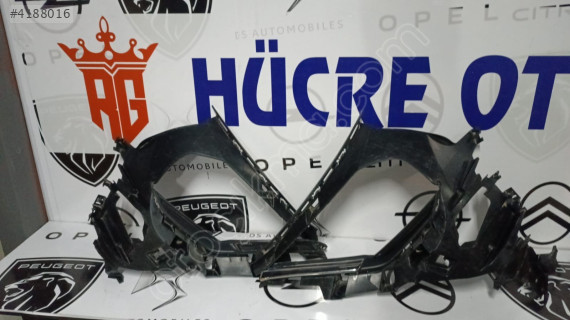 CİTROEN C4 X SAĞ SOL FAR BRAKETİ 9834693280 9834693380