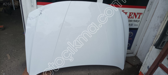 Hyundai Elantra motor kaputu orijinal çıkma