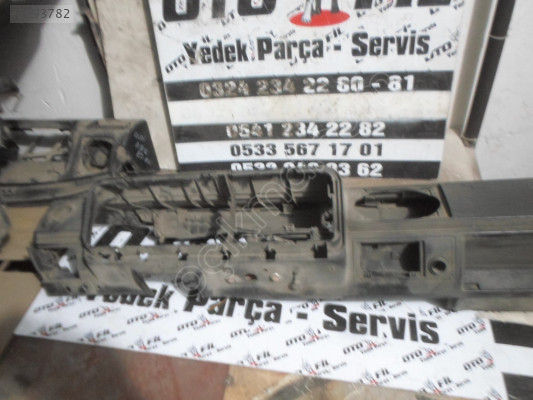 VOLKSWAGEN GOLF 2 1983-1991 1.9 DİZEL ÖN GÖĞÜS ÇIKMA ORJİNAL