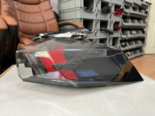 PEUGEOT 2008 SAĞ STOP ORJİNAL