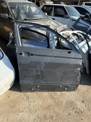 VW TİGUAN SAĞ ÖN KAPI ÇIKMA ORJİNAL