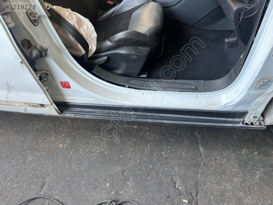 Citroen c5 x7 sağ Marşbiyel plastik çıkma