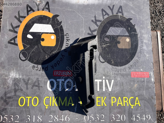 Peugeot 307 Arka Pandizot Bağlantı Ayağı Sol Çıkma