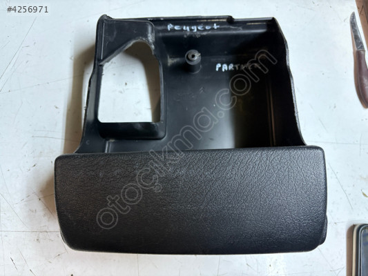 PEUGEOT PARTNER DİREKSİYON KOLON KAPAKLRI
