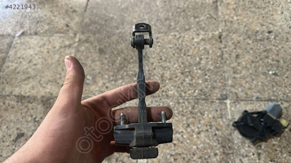 2010-2016 FORD FİESTA SAĞ ÖN KAPI GERGİ ORJ ÇIKMA