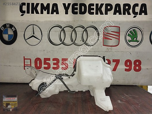 Renault Clio 5 Cam Su Bidonu