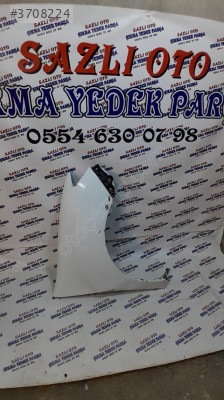 CLİO SEMBOL SAG ÖN ÇAMURLUK ORJİNAL ÇIKMA..