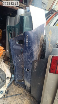 Mitsubishi carisma bagaj