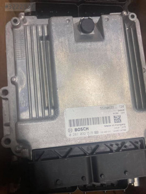 Alfa Romeo Giulietta 1.6JTD 55273842 0281032518 EDC17C69 MOTOR