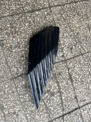 Peugeot 3008 tampon çıtası sağ