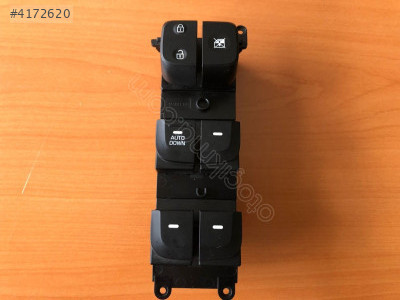 HYUNDAİ İ30 SOL ÖN CAM DÜĞMESİ ORJİNAL