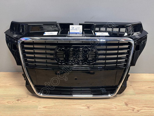 AUDİ A3 09-12 ÖN PANJUR BLACK KROM ÇERÇEVELİ 8P0853651M T94