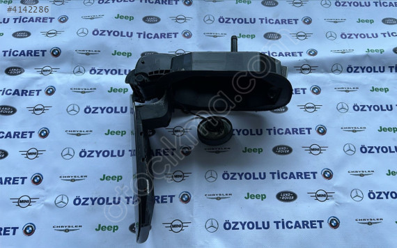 Mercedes W206 C Serisi Benzinli Depo Kapağı A2066300000
