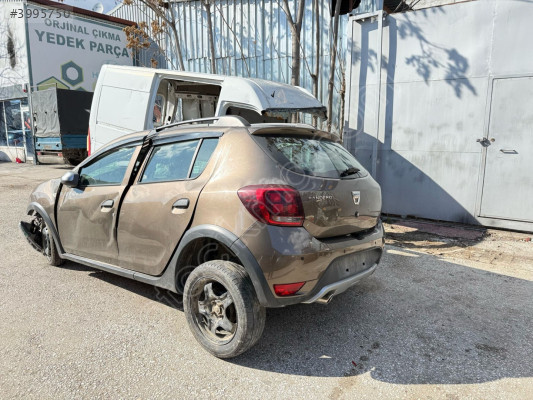 Dacia Sandero Sol Arka Kapı Çıkma Parçası