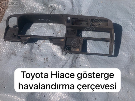 TOYOTA HİACE GÖSTERGE HAVALANDIRMA ÇERÇEVESİ    (XS2104S25)