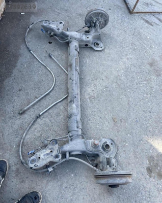 Peugeot 301 arka dingil orijinal