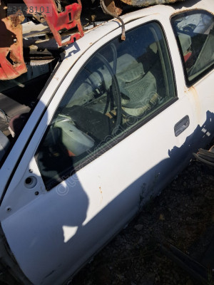 Opel corsa b tek kapi sol on kapi