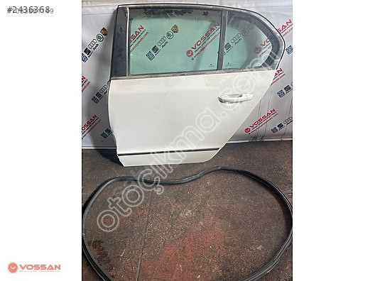 Skoda SuberB 2014 Sol Arka Kapı Çıkma Beyaz Renk
