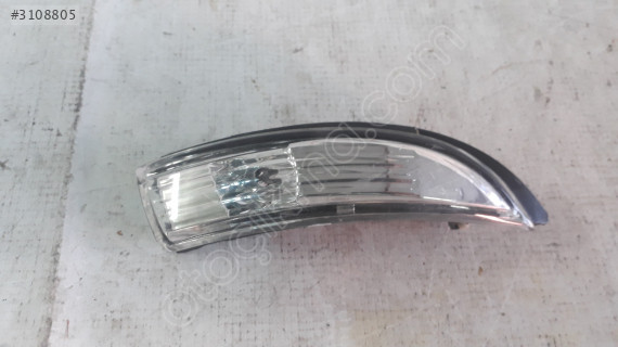FORD FİESTA AYNA SİNYALİ SAĞ 8A61-17682