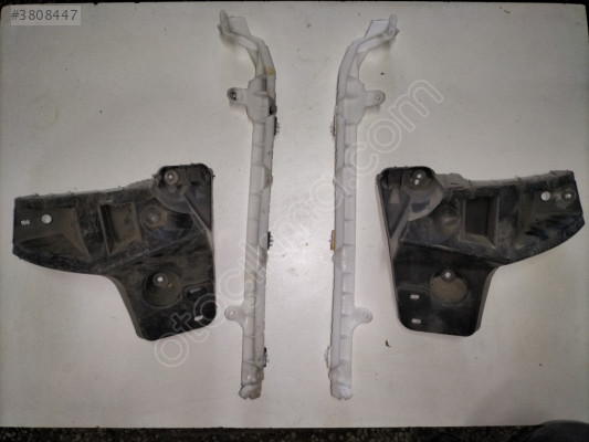 02590 RENAULT MEGANE 4 ARKA TAMPON BRAKETLERİ
