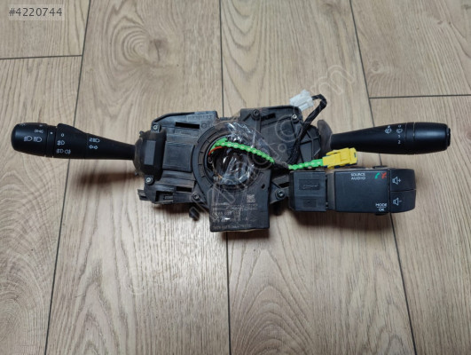 Renault SYMBOL DİREKSİYON KOLON AÇI KAPTÖRÜ ve SİNYAL KOLLARI