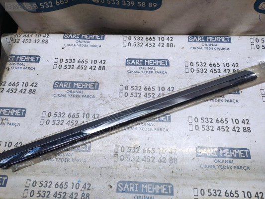 SIFIR ORJ VW PASSAT B8 SOL ÖN KAPI BANDI ÇITASI 3G0854939