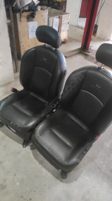 2004 INFİNİTİ FX35 DERİ ISITMALI ELEKTİRİKLİ ÖN KOLTUKLAR