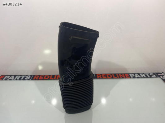 13717811018 7811018 BMW X3 F25 HAVA FİLTRE ÇIKIŞ KÖRÜKLÜ BORU