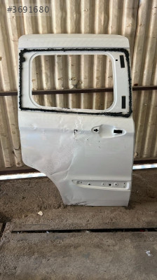 2014-2023 Ford Tourneo Connect Sağ Ön Kapı Parçası