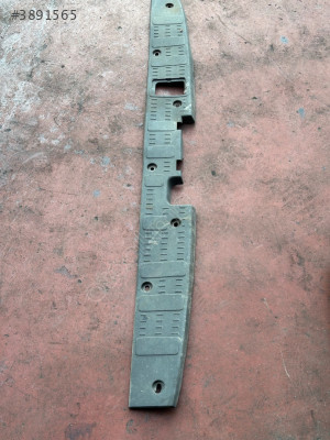7C0863485B CRAFTER MAN TGE ARKA KAPI BAGAJ BASAMAK PLASTİK