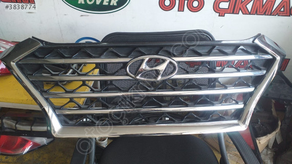 2020 Hyundai Tucson Ön Panjur - Oto Çıkma Parçaları